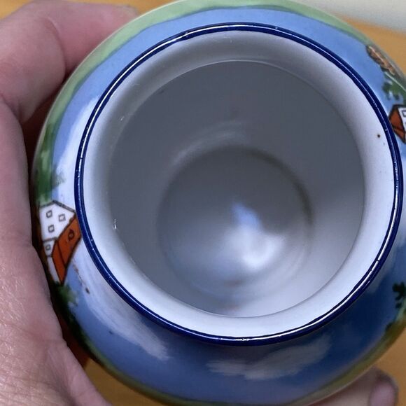 Royal Bayreuth Bavaria Porcelain Vase Featuring Hand Painted Village Life Motifs - Picture 10 of 12